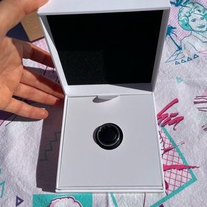 BRAND NEW Oura Ring Gen3 Horizon Silver SIZE 8 set never worn with box